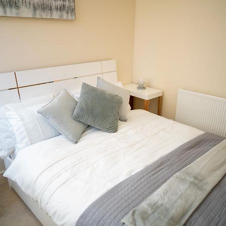 Comfy Spacious Apartment In Canary Wharf London Kültér fotó