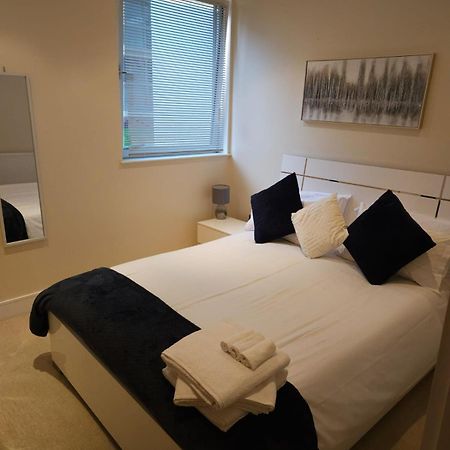 Comfy Spacious Apartment In Canary Wharf London Kültér fotó