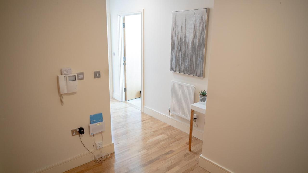 Comfy Spacious Apartment In Canary Wharf London Kültér fotó