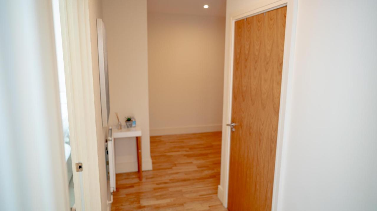 Comfy Spacious Apartment In Canary Wharf London Kültér fotó
