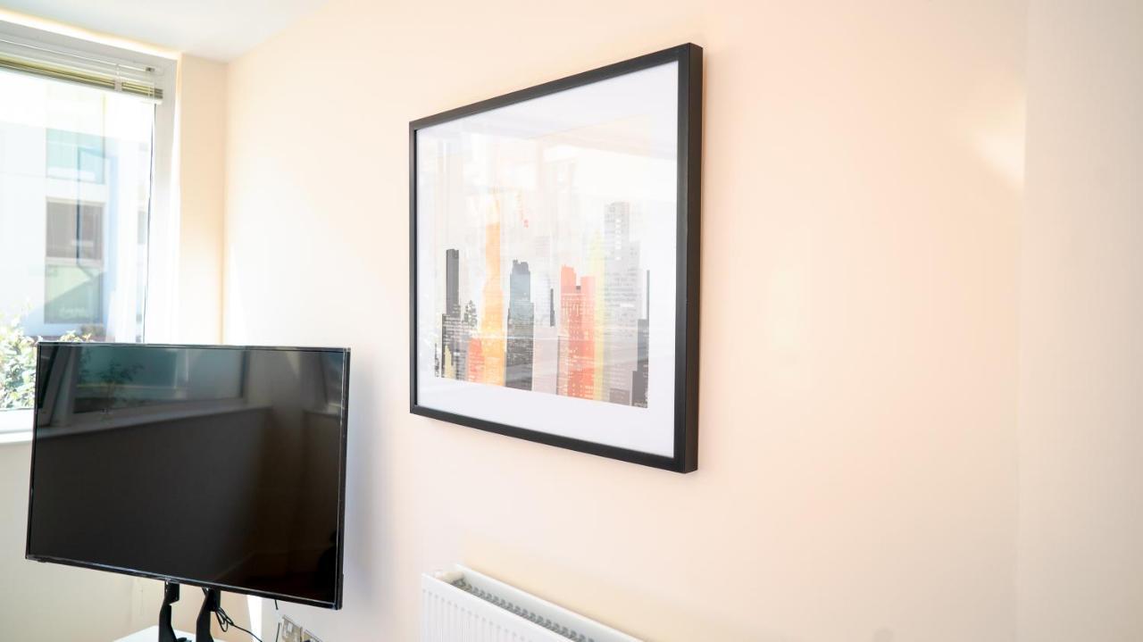 Comfy Spacious Apartment In Canary Wharf London Kültér fotó