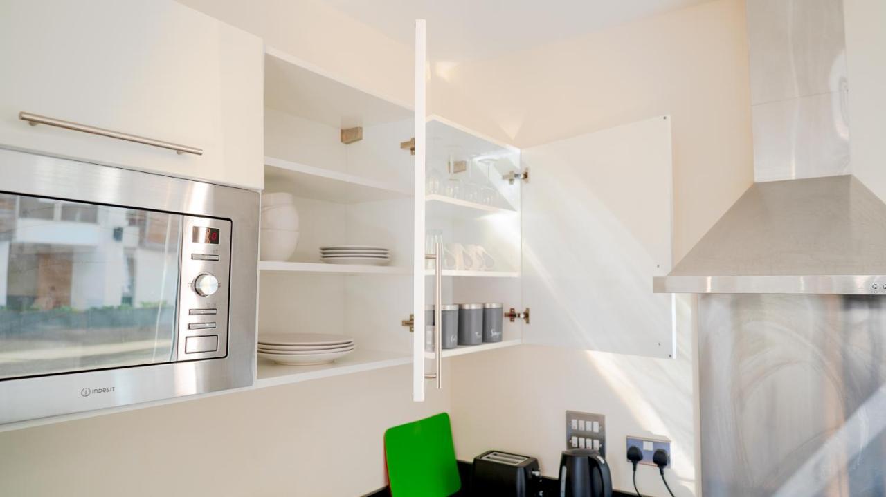 Comfy Spacious Apartment In Canary Wharf London Kültér fotó