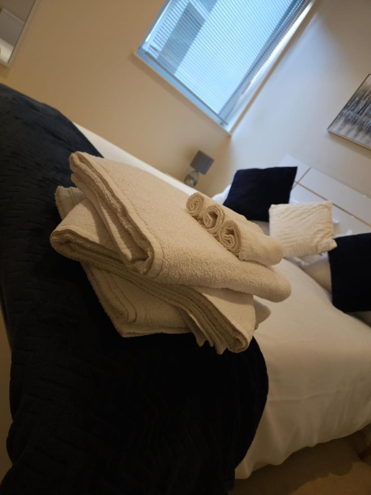 Comfy Spacious Apartment In Canary Wharf London Kültér fotó