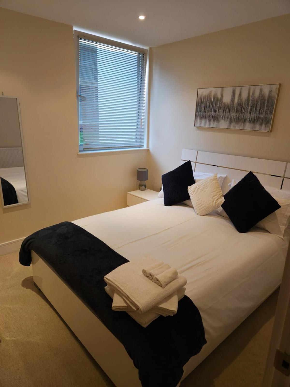 Comfy Spacious Apartment In Canary Wharf London Kültér fotó